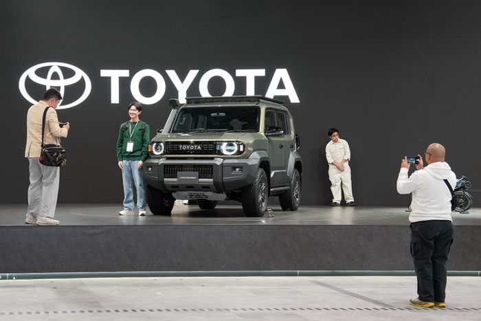 Toyota Land Cruiser FJ dành cho "dân chơi" sẽ có mặt tại Việt Nam ngay trong năm nay với giá chỉ hơn 1 tỷ đồng. Ảnh: Hoàng Linh