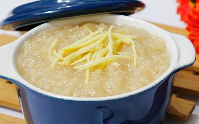 Chè gừng thường được sử dụng để điều trị cho người bị bệnh cảm cúm không ra được mồ hôi, giảm ho và giải cảm.