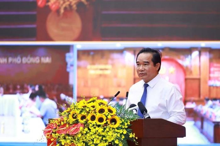 Chủ tịch UBND TPHCM Nguyễn Văn Được phát biểu hưởng ứng.