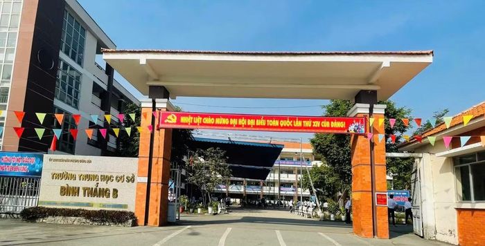 Trường THCS Bình Thắng B - nơi xảy ra sự việc. (Ảnh: Website nhà trường)