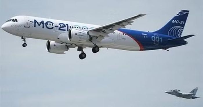 Với tư cách một phi công dày dạn kinh nghiệm, ông Litvinov cho biết việc vận hành máy bay trên các tuyến đường thực tế sẽ cho thấy mức độ nghiêm trọng của vấn đề đã được nhắc tới.