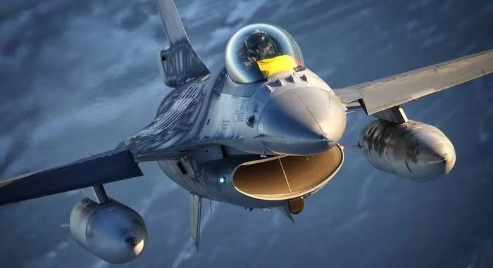 Tuy nhiên, không ít đồng minh NATO vẫn bày tỏ lo ngại. Cuộc xung đột tại Ukraine cùng những biến động an ninh gần đây đã cho thấy mức độ phụ thuộc đáng kể của châu Âu vào sức mạnh quân sự Mỹ.