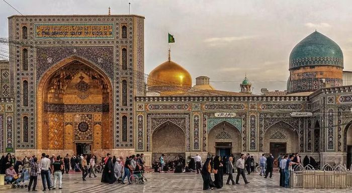 Việc Iran lựa chọn Mashhad làm nơi an nghỉ cuối cùng của ông Ali Khamenei mang nhiều ý nghĩa biểu tượng.