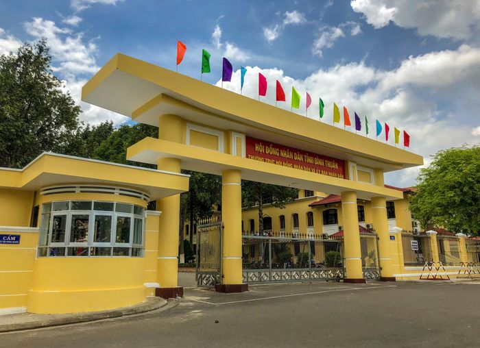 Trụ sở UBND tỉnh Bình Thuận cũ. Ảnh PHƯƠNG NAM
