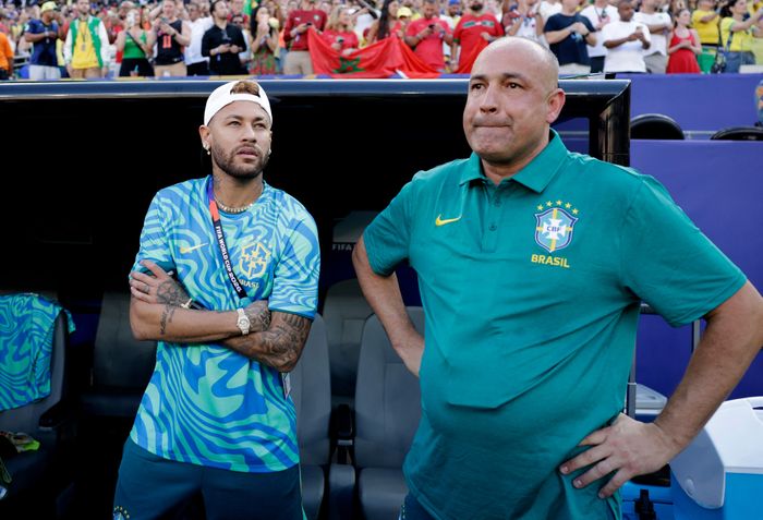  Brazil khép lại trận đấu với tỷ số hòa 1-1. Neymar được kỳ vọng sớm trở lại đội hình chính cho trận kế tiếp gặp Haiti vào ngày 20/6. 
