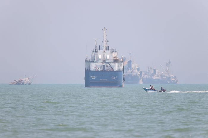 Quang cảnh eo biển Hormuz ngày 11/6. Ảnh: Reuters.