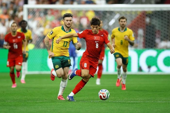  Tuy nhiên, ngôi sao thuộc biên chế Real Madrid và các đồng đội hoàn toàn bất lực trước lối chơi chặt chẽ của đại diện châu Á. 
