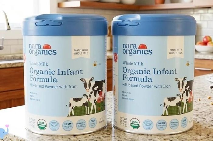 Sản phẩm sữa dành cho trẻ sơ sinh của Nara Organics bị thu hồi do nghi nhiễm khuẩn độc tố botulinum. Ảnh: Mommyhood101.
