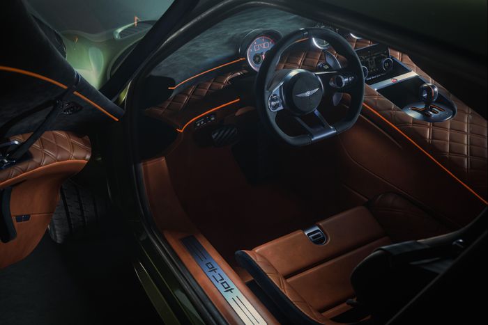  Genesis Magma GT Concept đã ra mắt tại chặng đua 24 Hours of Le Mans. Hiện tại, hãng chưa công bố kế hoạch sản xuất thương mại dành cho siêu xe ý tưởng này. 
