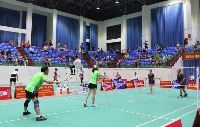 Các VĐV tham gia thi đấu môn cầu lông