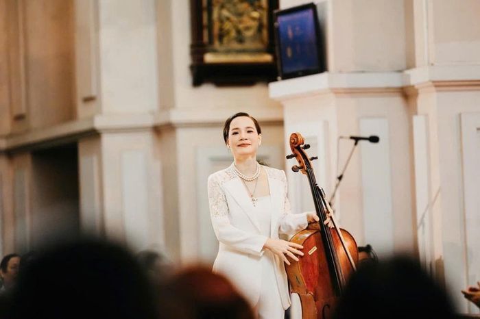 Nghệ sĩ Cello Đinh Hoài Xuân