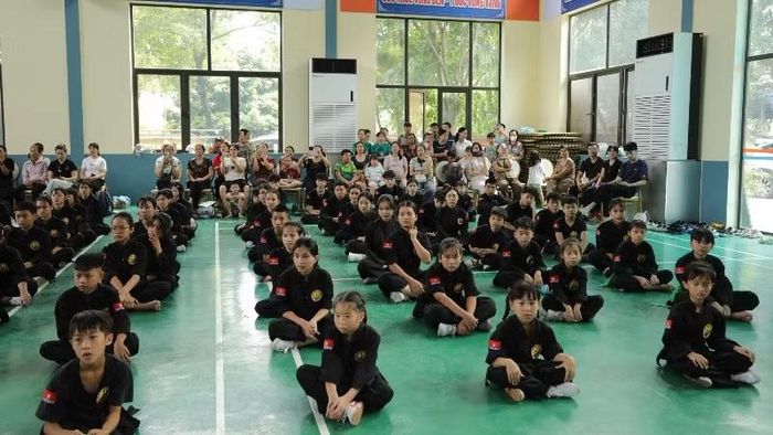 Đông đảo các em học sinh trên địa bàn tỉnh Phú Thọ và một số tỉnh lân cận tham dự Kỳ thi nâng đai võ thuật năm 2026.