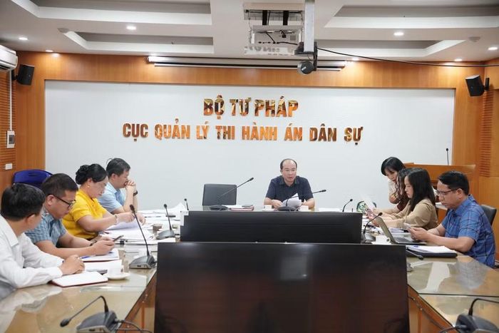 Đảng ủy Cục Quản lý Thi hành án dân sự, Bộ Tư pháp luôn bám sát chỉ đạo của Đảng ủy cấp trên trong thực hiện nhiệm vụ.