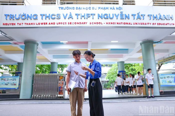 Kỳ thi có 5.566 thí sinh đăng ký dự thi, được tổ chức với 187 phòng thi tại 5 điểm thi trong khu vực Trường đại học Sư phạm Hà Nội.