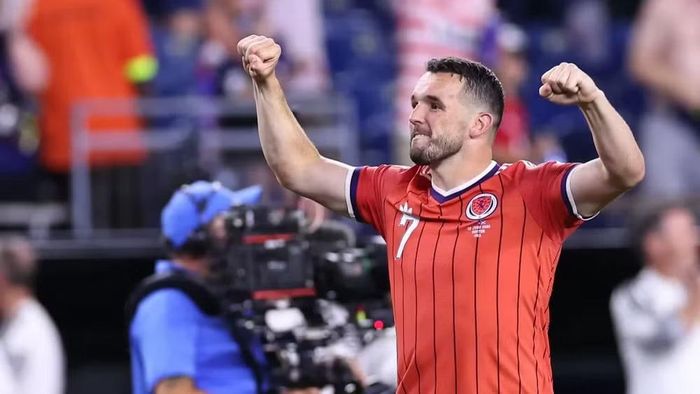 John McGinn ghi bàn thắng duy nhất cho Scotland. (Ảnh: FIFA)