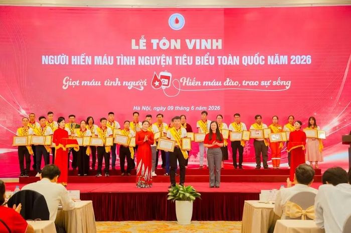 Anh Chu Anh Tú tại Lễ tôn vinh người hiến máu tình nguyện tiêu biểu toàn quốc năm 2026.