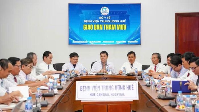 Dưới sự lãnh đạo của Đảng ủy, Ban Giám đốc Bệnh viện cùng nền tảng chuyên môn được vun đắp qua nhiều thế hệ, Bệnh viện đã từng bước làm chủ nhiều kỹ thuật y học hiện đại.