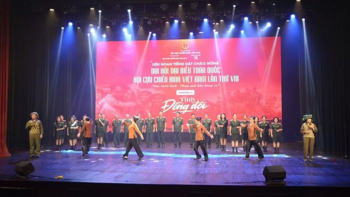 Liên hoan tiếng hát chào mừng Đại hội đại biểu toàn quốc Hội Cựu chiến binh Việt Nam lần thứ VIII.