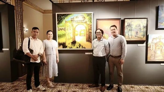 Triển lãm “Những cánh cửa di sản Huế” khẳng định sức sống bền bỉ của di sản cố đô trong đời sống đương đại.