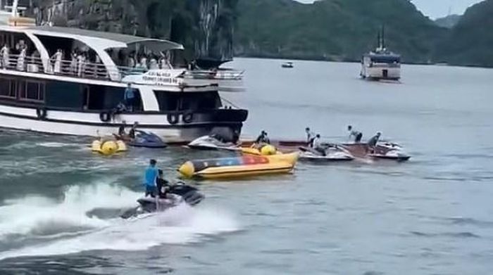 Hiện trường vụ lật tàu trên vịnh Lan Hạ