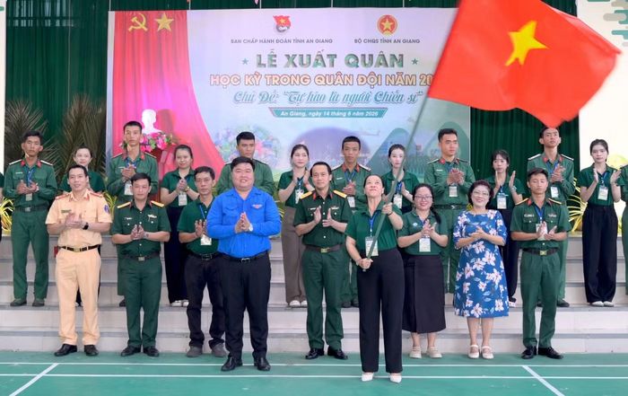  Lễ phất cờ lệnh xuất quân chương trình Học kỳ trong Quân đội năm 2026, tại An Giang. 