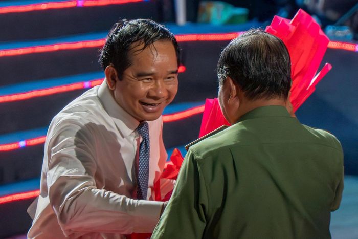 Các đại biểu tham dự chương trình.