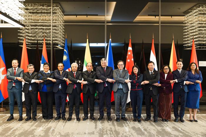 Trưởng đoàn các nước ASEAN và Nga tham dự Hội nghị quan chức cao cấp (SOM) ASEAN - Nga hồi tháng 4. Ảnh: BNG