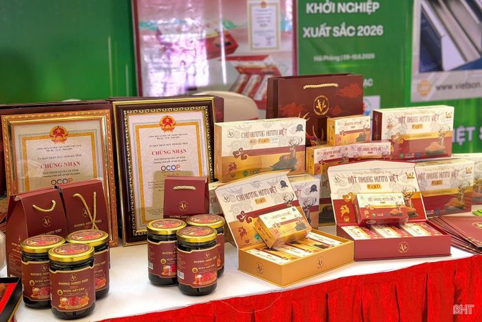 Doanh nghiệp ứng dụng công nghệ, phát triển mẫu mã sản phẩm mới từ nhung hươu đưa ra thị trường.