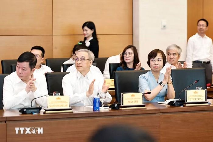 Đại biểu dự cuộc gặp mặt của Thủ tướng Chính phủ và Chủ tịch Quốc hội với lãnh đạo các cơ quan báo chí nhân Ngày Báo chí Cách mạng Việt Nam (21/6/1925-21/6/2026). (Ảnh: Doãn Tấn/TTXVN)