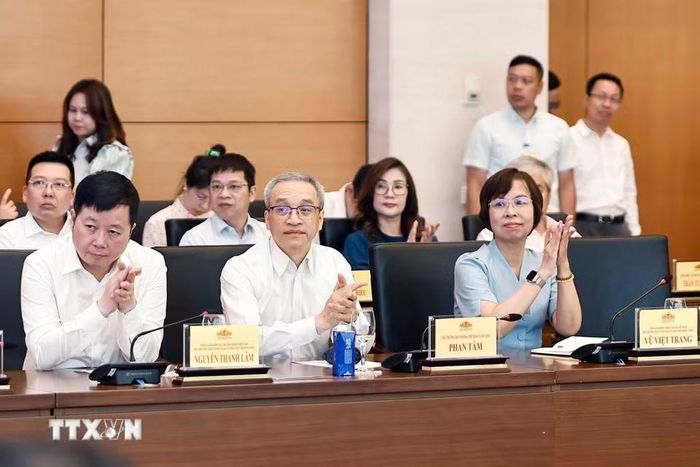 Đại biểu dự cuộc gặp mặt của Thủ tướng Chính phủ và Chủ tịch Quốc hội với lãnh đạo các cơ quan báo chí nhân Ngày Báo chí Cách mạng Việt Nam (21/6/1925-21/6/2026). (Ảnh: Doãn Tấn/TTXVN)