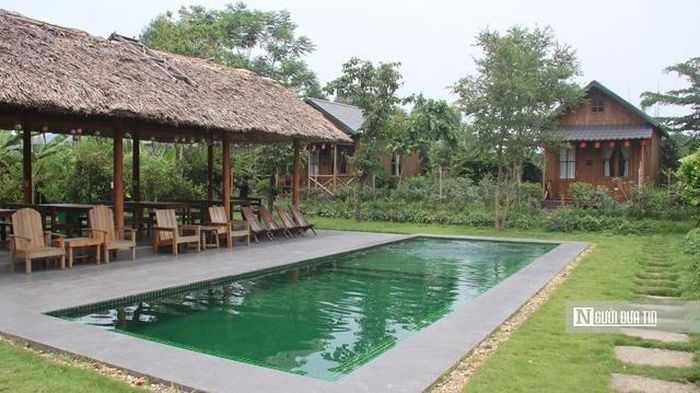 An Lành Farm một điểm du lịch tại xã Thác Bà dành cho du khách thích trải nghiệm cảnh sắc thiên nhiên xanh mát, thu hái nông sản và thưởng thức ẩm thực dân tộc.