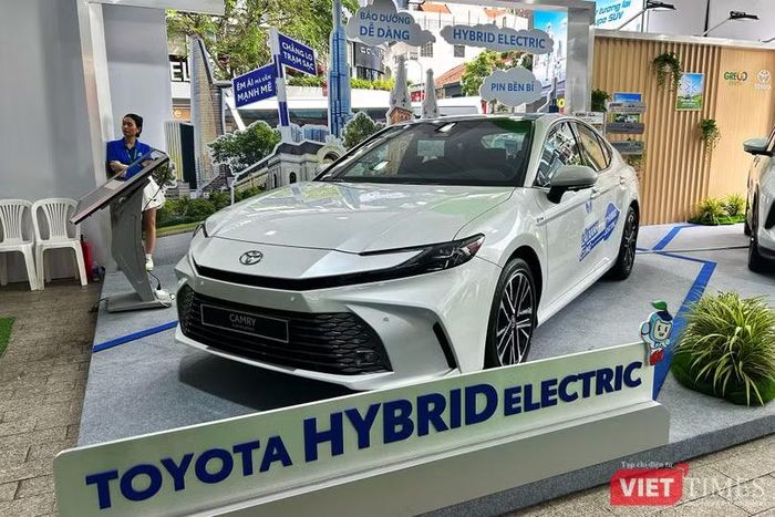 Toyota hiện là thương hiệu dẫn dắt cuộc đua hybrid tại Việt Nam với nhiều mẫu xe trải rộng ở các phân khúc khác nhau. Ảnh: Thượng Tâm.