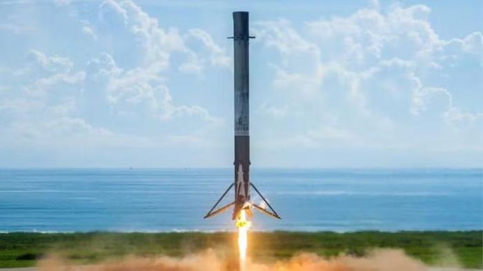 Tên lửa Falcon 9 của SpaceX. Ảnh: Sohu.