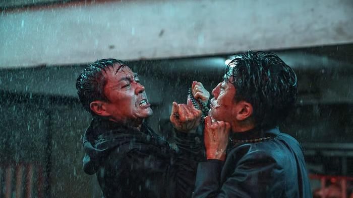 Tạ Miêu trở lại màn ảnh rộng với Cơn thịnh nộ, bộ phim hành động đang dẫn đầu doanh thu phòng vé Trung Quốc ngay trong ngày đầu khởi chiếu.