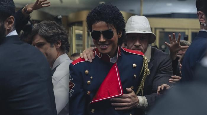 Hơn một thập kỷ sau khi qua đời, Michael Jackson vẫn chứng minh sức ảnh hưởng đủ lớn để chinh phục khán giả toàn cầu qua điện ảnh và âm nhạc.