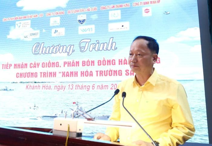 Ông Nguyễn Hồng Lâm, Giám đốc Truyền thông Tiến Nông chia sẻ về chiến dịch cộng đồng “Triệu lời chúc - Triệu mầm xanh”.
