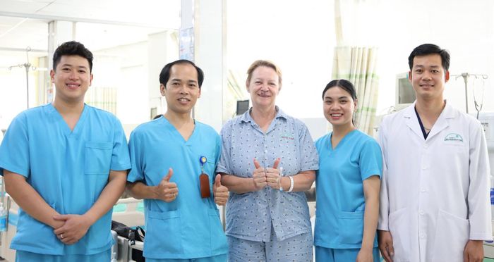 Đội ngũ bác sĩ, nhân viên y tế tại Bệnh viện Gia đình được đào tạo bài bản để giao tiếp và hỗ trợ hiệu quả cho bệnh nhân nước ngoài. Ảnh: Bệnh viện Gia đình