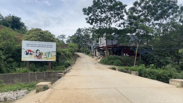 Xã Nậm Chày có gần 6.000 nhân khẩu nhưng không có hiệu thuốc tư nhân.