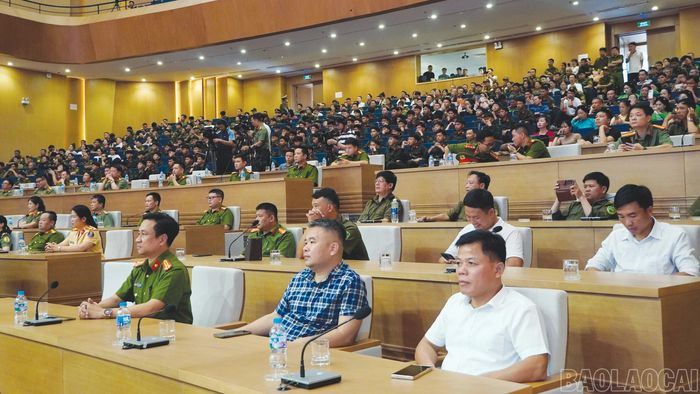 Lãnh đạo các xã có đội tham dự hội thi.