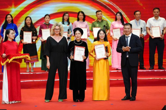 Những nỗ lực đổi mới nội dung và hình thức thể hiện đã giúp Quảng Trị giành nhiều giải thưởng về loại hình phát thanh tại các cuộc thi báo chí do Trung ương tổ chức - Ảnh: N.B