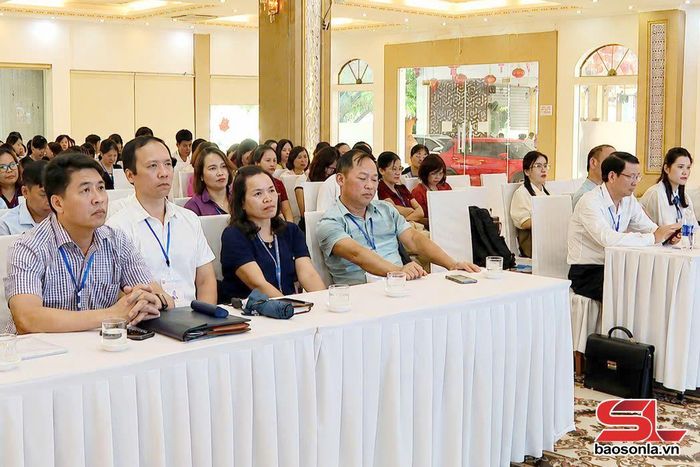 Các đại biểu dự khai mạc Ban chấm thi tốt nghiệp THPT năm 2026.