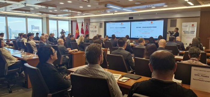 Tại phiên kết nối giao thương của Diễn đàn Doanh nghiệp Việt Nam - Canada 2026, các doanh nghiệp Việt Nam đã trực tiếp giới thiệu năng lực, tìm kiếm đối tác và trao đổi về các cơ hội hợp tác trong các lĩnh vực ưu tiên giữa hai quốc gia