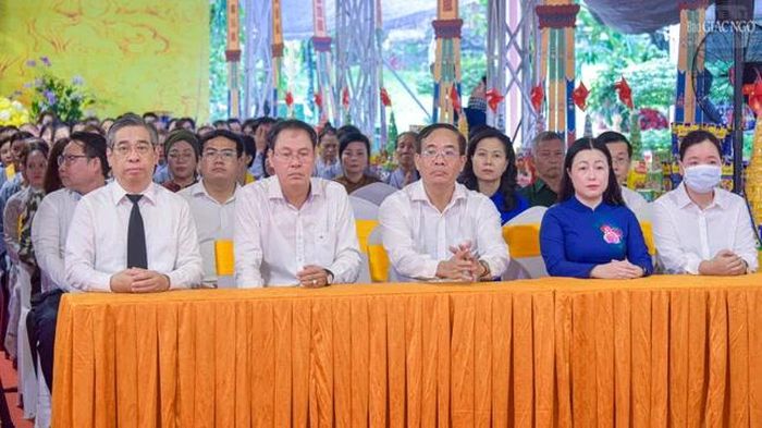 Lãnh đạo chính quyền TP.HCM tham dự