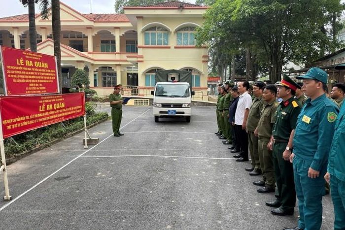 Lực lượng Công an xã An Nhơn Tây tăng cường các biện pháp nghiệp vụ, quyết tâm kéo giảm tội phạm, giữ vững an ninh trật tự địa phương.