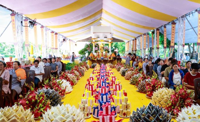 Với đạo lý "uống nước nhớ nguồn", nhiều năm qua, chính quyền và người dân TP. Hồ Chí Minh đã nỗ lực tìm kiếm, quy tập hài cốt những người đã hy sinh vì độc lập, tự do của dân tộc
