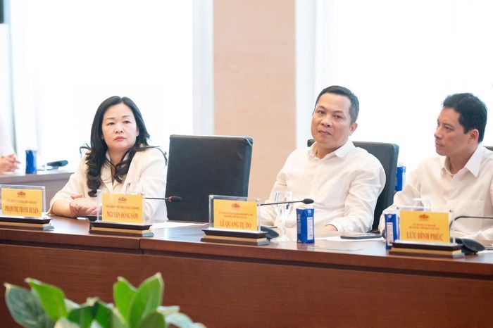Các đại biểu dự cuộc gặp mặt. Ảnh: Phạm Thắng
