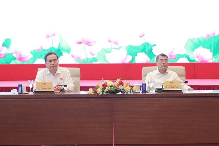 Chủ tịch Quốc hội Trần Thanh Mẫn và Thủ tướng Chính phủ Lê Minh Hưng dự cuộc gặp mặt. Ảnh: Hồ Long
