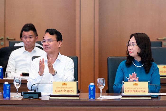 Các đại biểu dự cuộc gặp mặt. Ảnh: Phạm Thắng