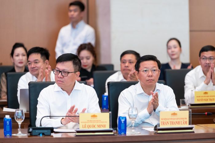 Các đại biểu dự cuộc gặp mặt. Ảnh: Phạm Thắng