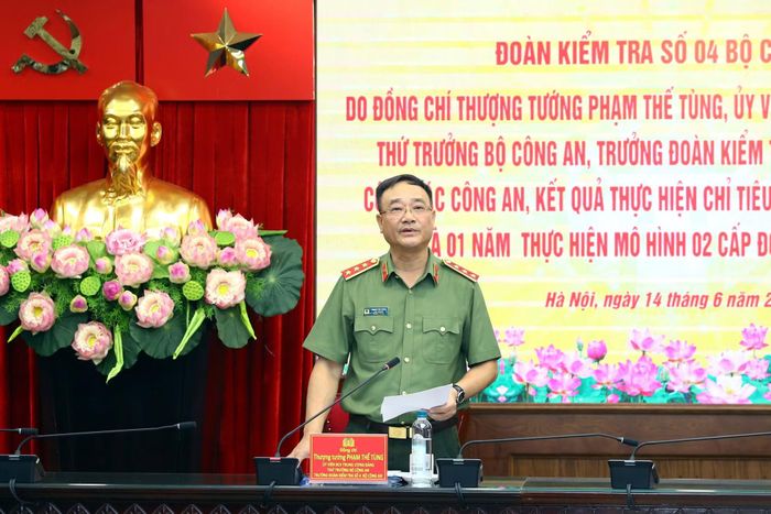 Thứ trưởng Phạm Thế Tùng phát biểu kết luận buổi làm việc.